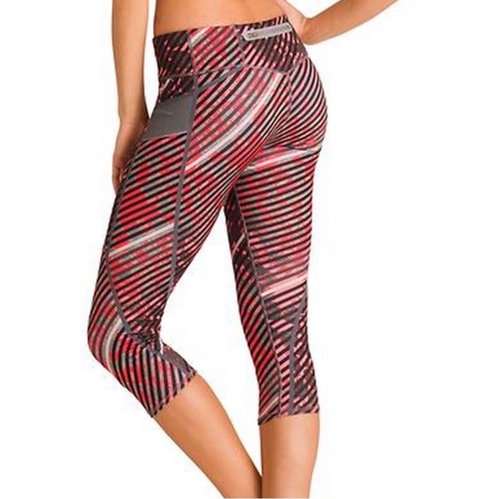 Athletea Radical Stripe Capri Legginga